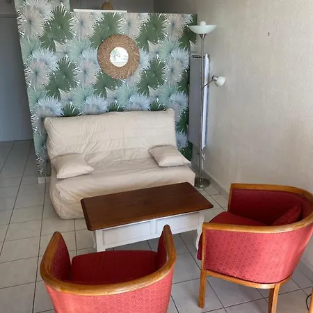 Apartment Face A La