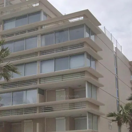 Face A La * Canet-en-Roussillon