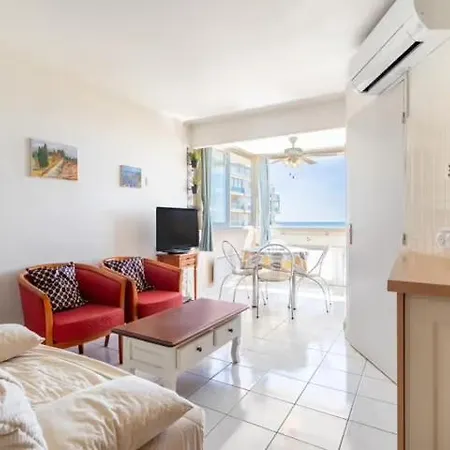 Face A La * Canet-en-Roussillon